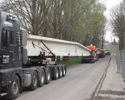 Spannbetonbinder mehrere LKWs HDBE 2.0.jpg